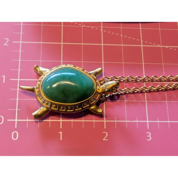 Vintage Avon 1980 Gold Tone Turtle Brooch/Pendant 28" Chain Necklace - Picture 10 of 10
